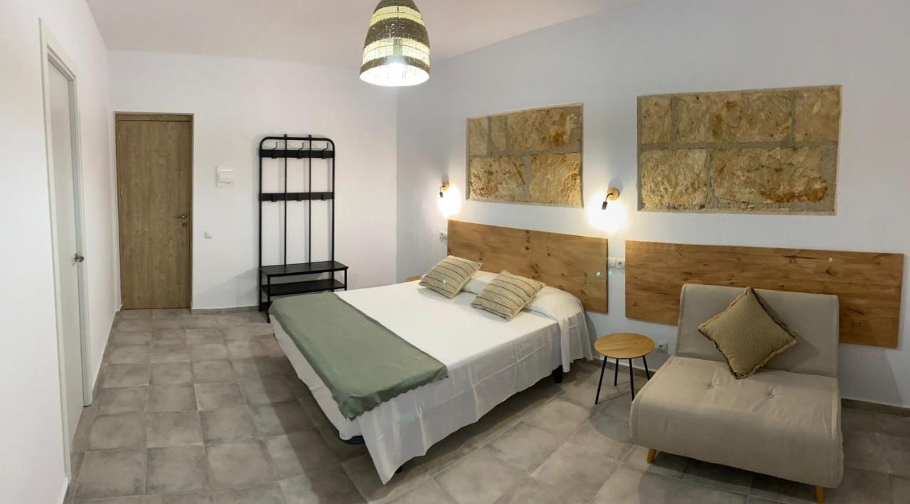 Hostal Residencia Alma Port de Alcudia  Ngoại thất bức ảnh