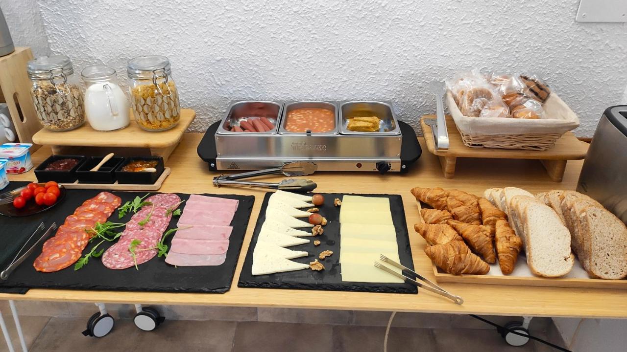 Hostal Residencia Alma Port de Alcudia  Ngoại thất bức ảnh
